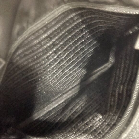 Prada Tessuto Nylon Saffiano Tote/Crossbody Black (JB1266) - Picture 7 of 10